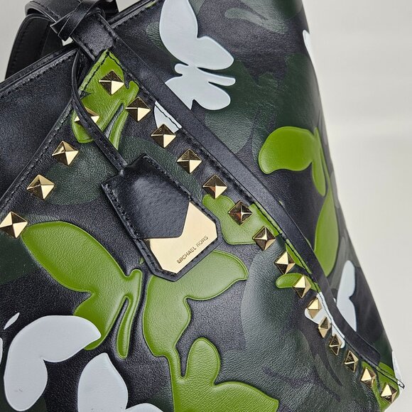 Michael Kors Whitney Large Butterfly Camo Tote & Adele Smartphone Wallet - Picture 8 of 16